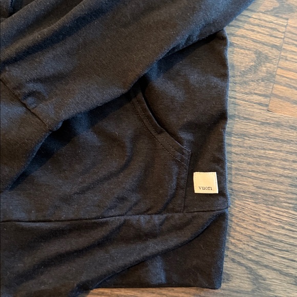 Vuori performance zip hoodie XS - Picture 3 of 3